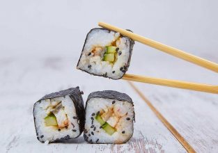 Sushi de camarones