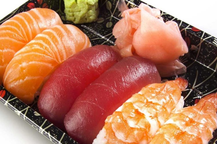 Nigiri variado de pescado - sushi a domicilio