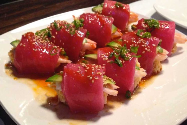 Sushi de atún rojo